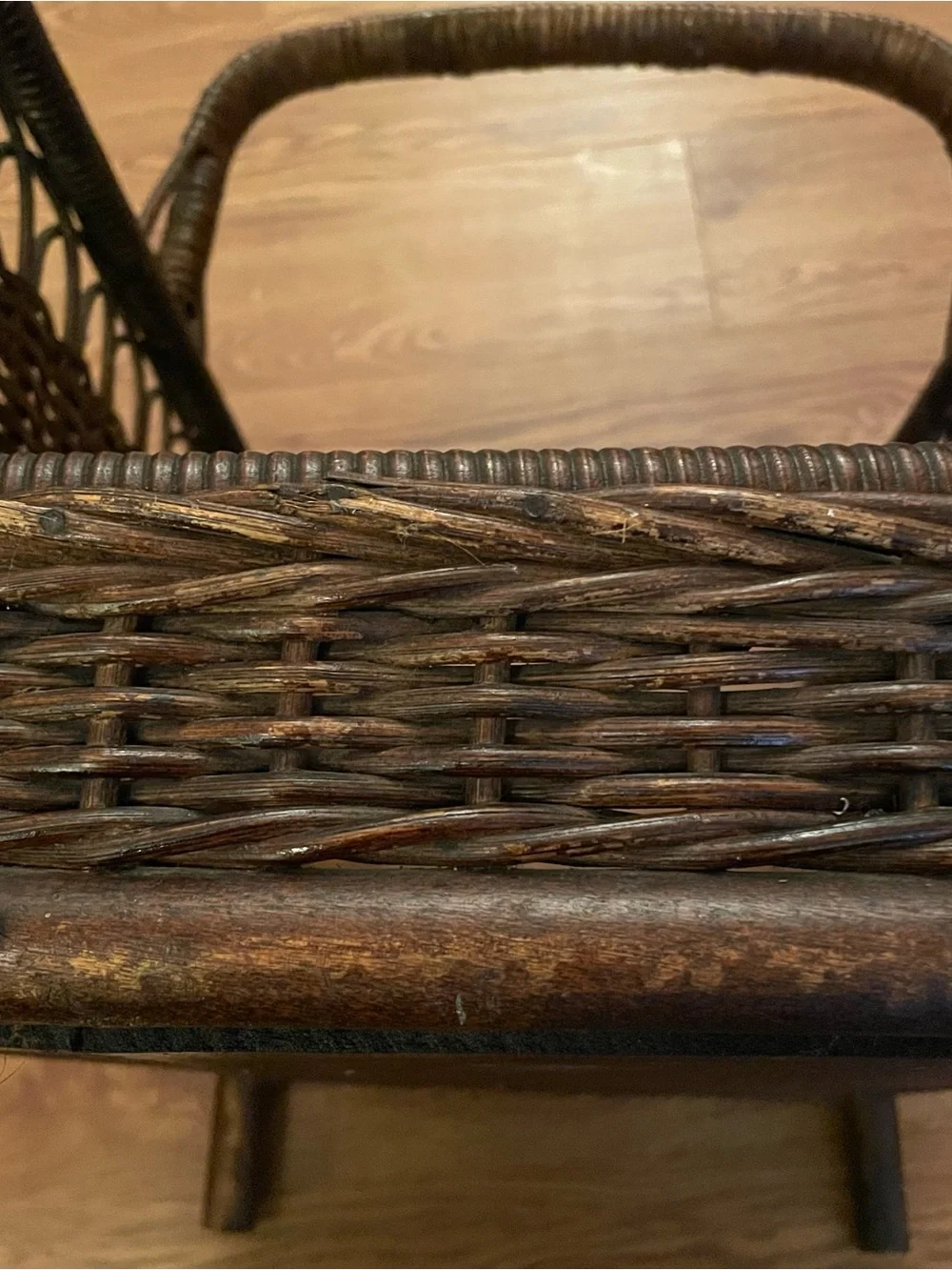 Vintage Wicker & Rattan Magazine Rack Holder Canterbury Boho Chic Mid Century